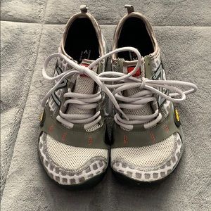 New Balance Minimus trail shoes